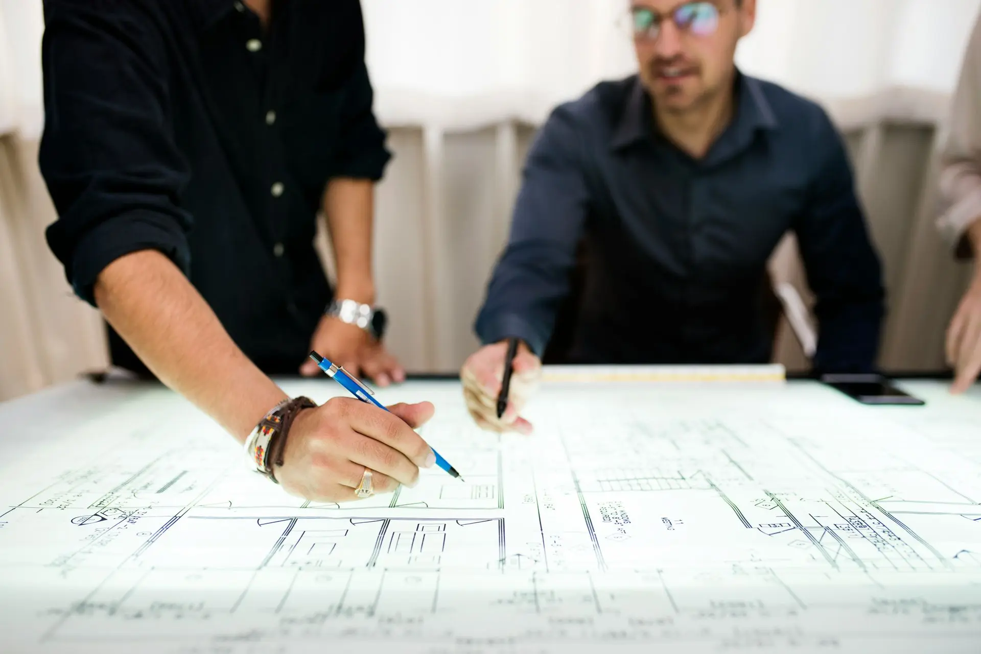 Projektentwicklung & Machbarkeitsstudien Projektentwicklung – Fachkundige Beratung und Analyse für nachhaltige und erfolgreiche Immobilienprojekte.