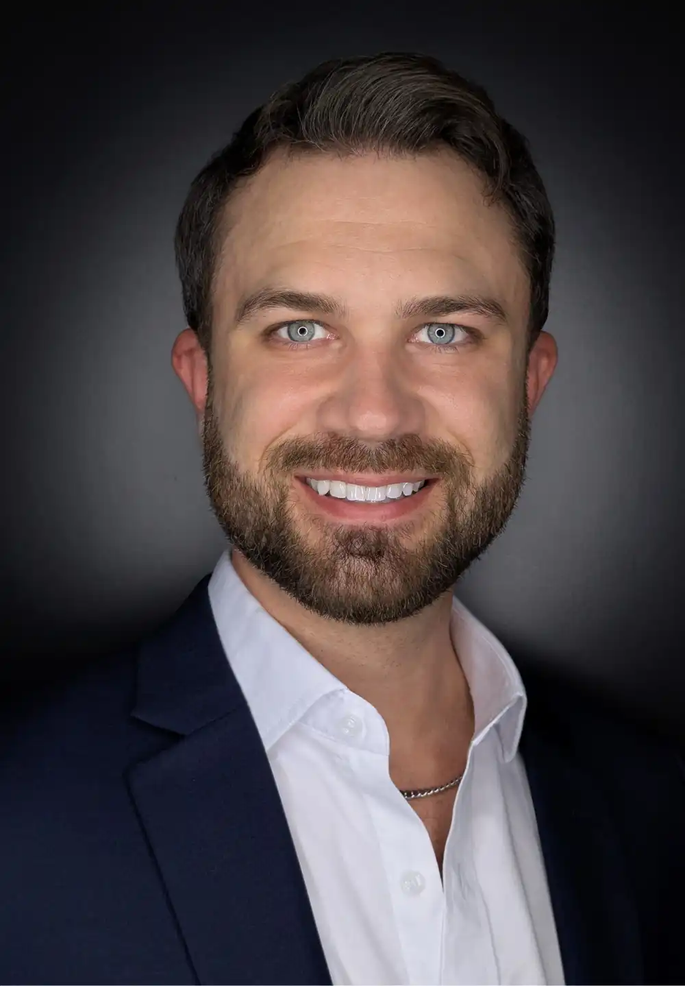 Geschäftsführer Dominic Meyer Geschäftsführer Dominic Meyer